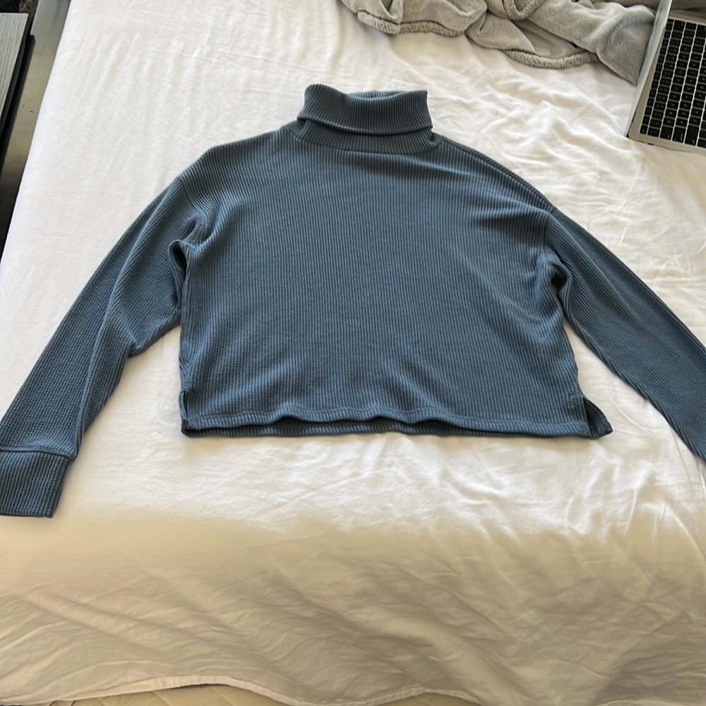Abercrombie & Fitch Waffle Knit Turtleneck Longsleeve